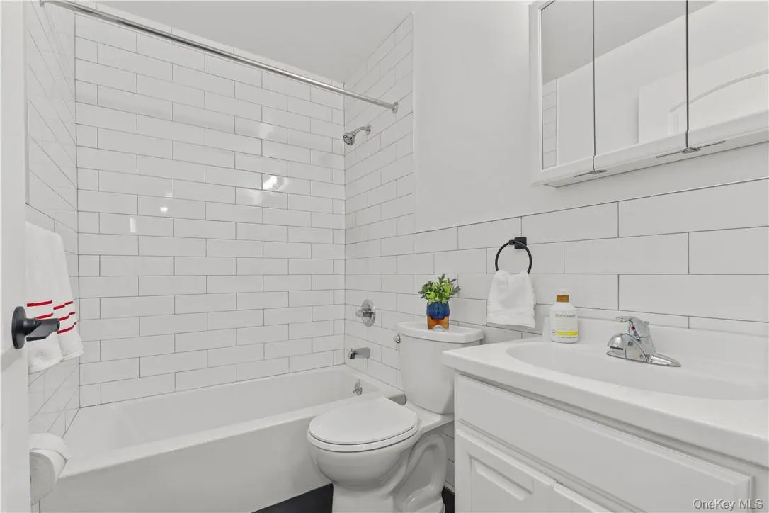 305 Vista On The Lake, Carmel, NY, 1 Bedroom Bedrooms, 3 Rooms Rooms,1 BathroomBathrooms,Residential Lease,Idx,Vista On The Lake,0,940308 305 Vista On The Lake, Carmel, NY, 1 Bedroom Bedrooms, 3 Rooms Rooms,1 BathroomBathrooms,Residential Lease,Idx,Vista On The Lake,0,940308