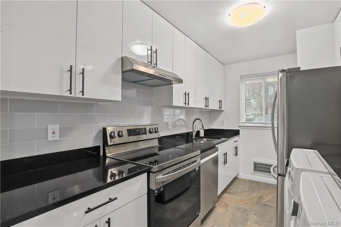 305 Vista On The Lake, Carmel, NY, 1 Bedroom Bedrooms, 3 Rooms Rooms,1 BathroomBathrooms,Residential Lease,Idx,Vista On The Lake,0,940308 305 Vista On The Lake, Carmel, NY, 1 Bedroom Bedrooms, 3 Rooms Rooms,1 BathroomBathrooms,Residential Lease,Idx,Vista On The Lake,0,940308