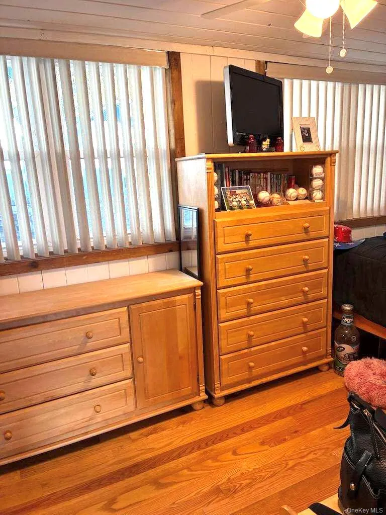 2 Diane Court, Warwick (town), NY, 2 Bedrooms Bedrooms, 4 Rooms Rooms,1 BathroomBathrooms,Residential Lease,Idx,Diane,0,940350 2 Diane Court, Warwick (town), NY, 2 Bedrooms Bedrooms, 4 Rooms Rooms,1 BathroomBathrooms,Residential Lease,Idx,Diane,0,940350