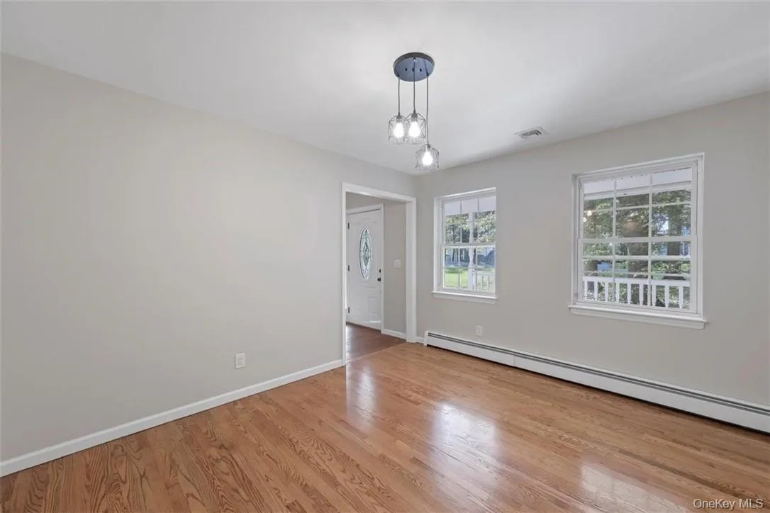 5 Fairview Lane, Cornwall, NY, 3 Bedrooms Bedrooms, 7 Rooms Rooms,2 BathroomsBathrooms,Residential Lease,Idx,Fairview,0,940420 5 Fairview Lane, Cornwall, NY, 3 Bedrooms Bedrooms, 7 Rooms Rooms,2 BathroomsBathrooms,Residential Lease,Idx,Fairview,0,940420