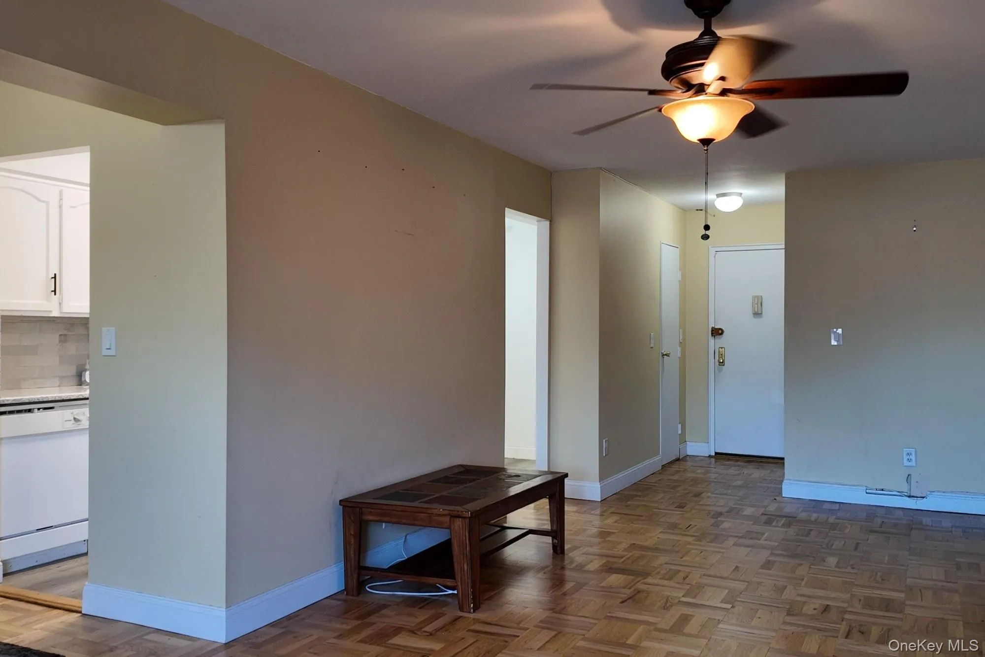 22 Forest Avenue, Hempstead, NY, 1 Bedroom Bedrooms, 4 Rooms Rooms,1 BathroomBathrooms,Residential Lease,Idx,Forest,0,940439 22 Forest Avenue, Hempstead, NY, 1 Bedroom Bedrooms, 4 Rooms Rooms,1 BathroomBathrooms,Residential Lease,Idx,Forest,0,940439