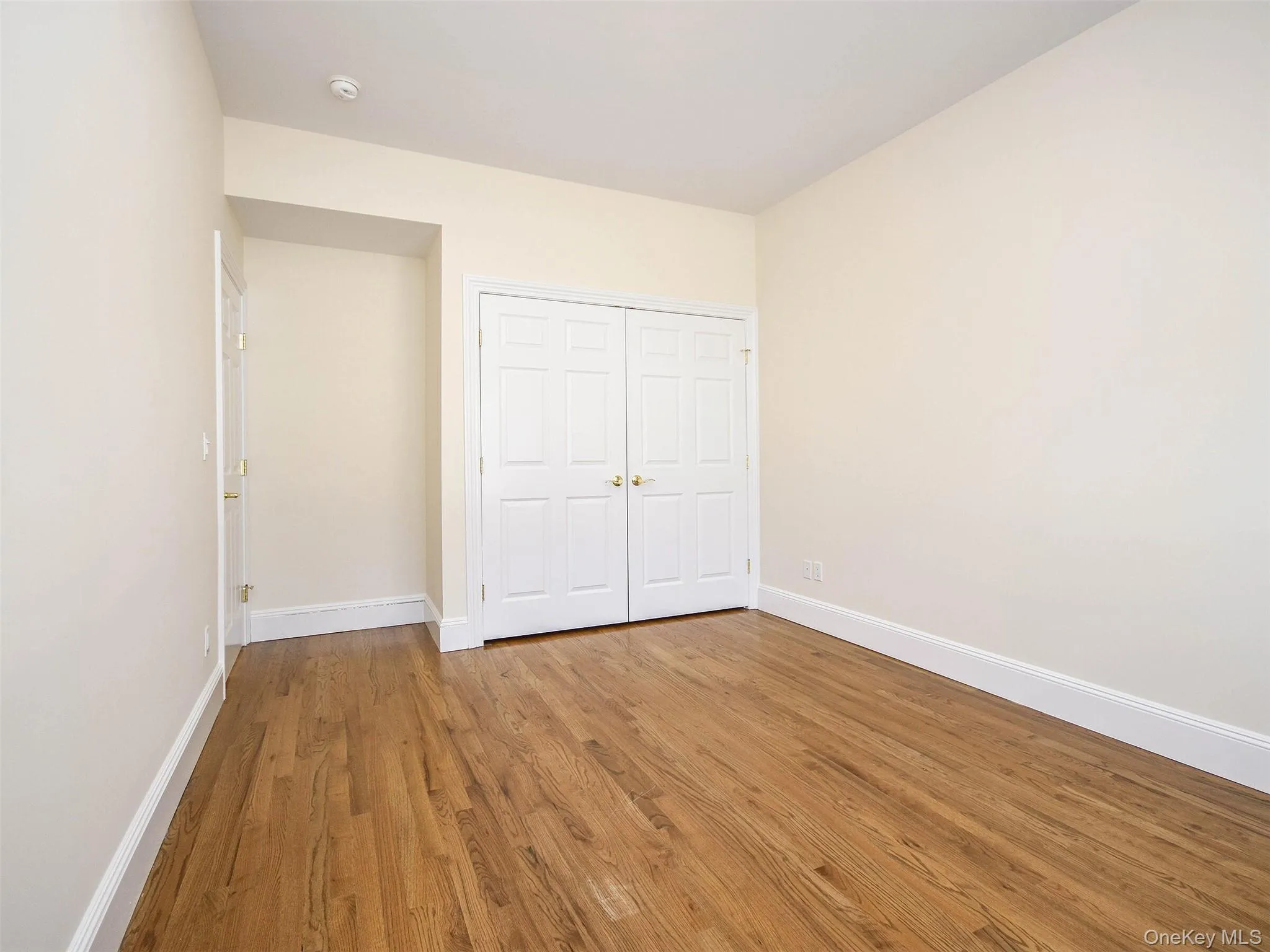 24B Sintsink Dr W, North Hempstead, NY, 3 Bedrooms Bedrooms, 6 Rooms Rooms,2 BathroomsBathrooms,Residential Lease,Idx,Sintsink Dr W,0,940492 24B Sintsink Dr W, North Hempstead, NY, 3 Bedrooms Bedrooms, 6 Rooms Rooms,2 BathroomsBathrooms,Residential Lease,Idx,Sintsink Dr W,0,940492