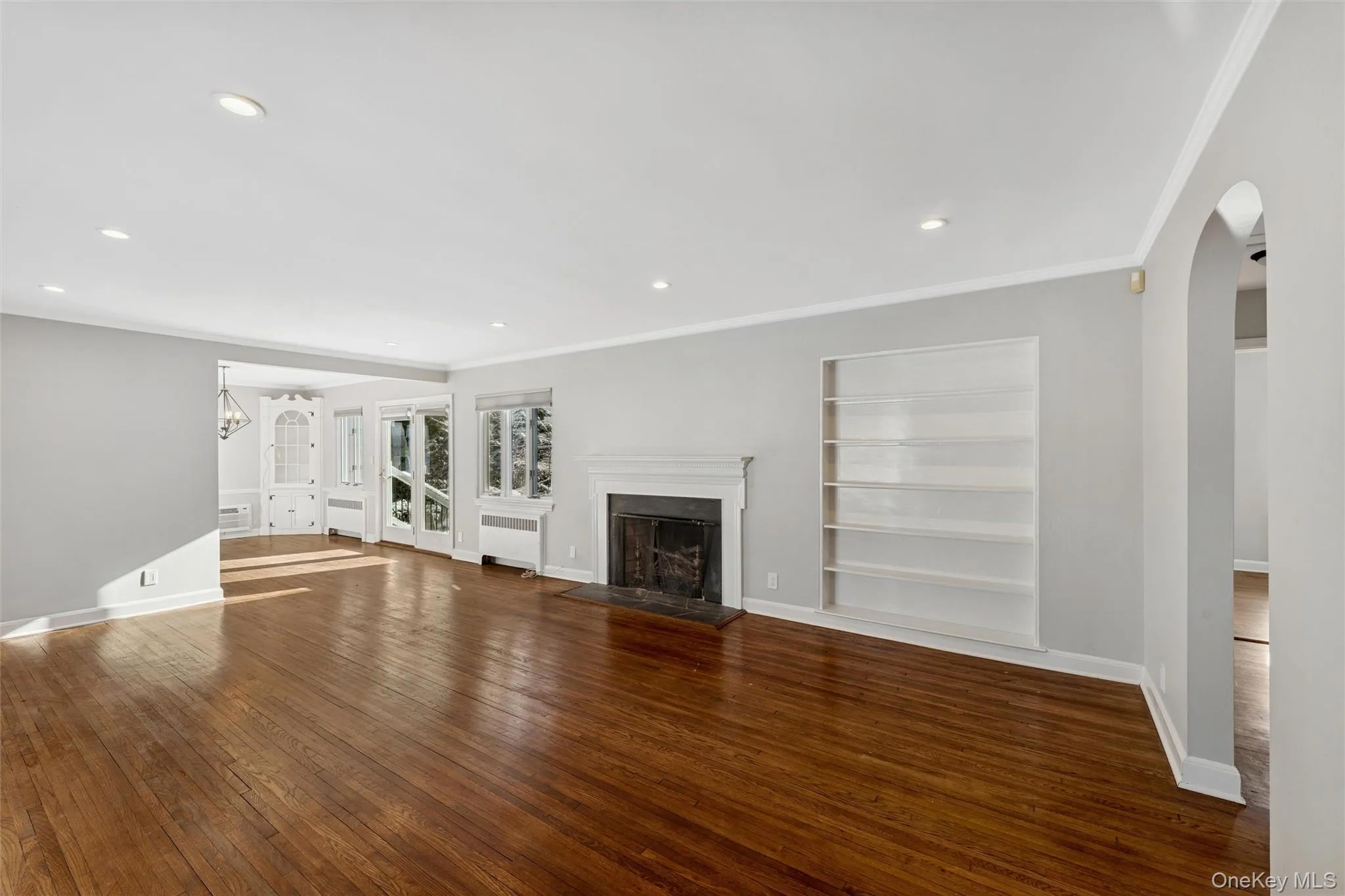 232 Round Hill Road, North Hempstead, NY, 3 Bedrooms Bedrooms, 5 Rooms Rooms,2 BathroomsBathrooms,Residential Lease,For Rent,Round Hill,0,940494 232 Round Hill Road, North Hempstead, NY, 3 Bedrooms Bedrooms, 5 Rooms Rooms,2 BathroomsBathrooms,Residential Lease,For Rent,Round Hill,0,940494