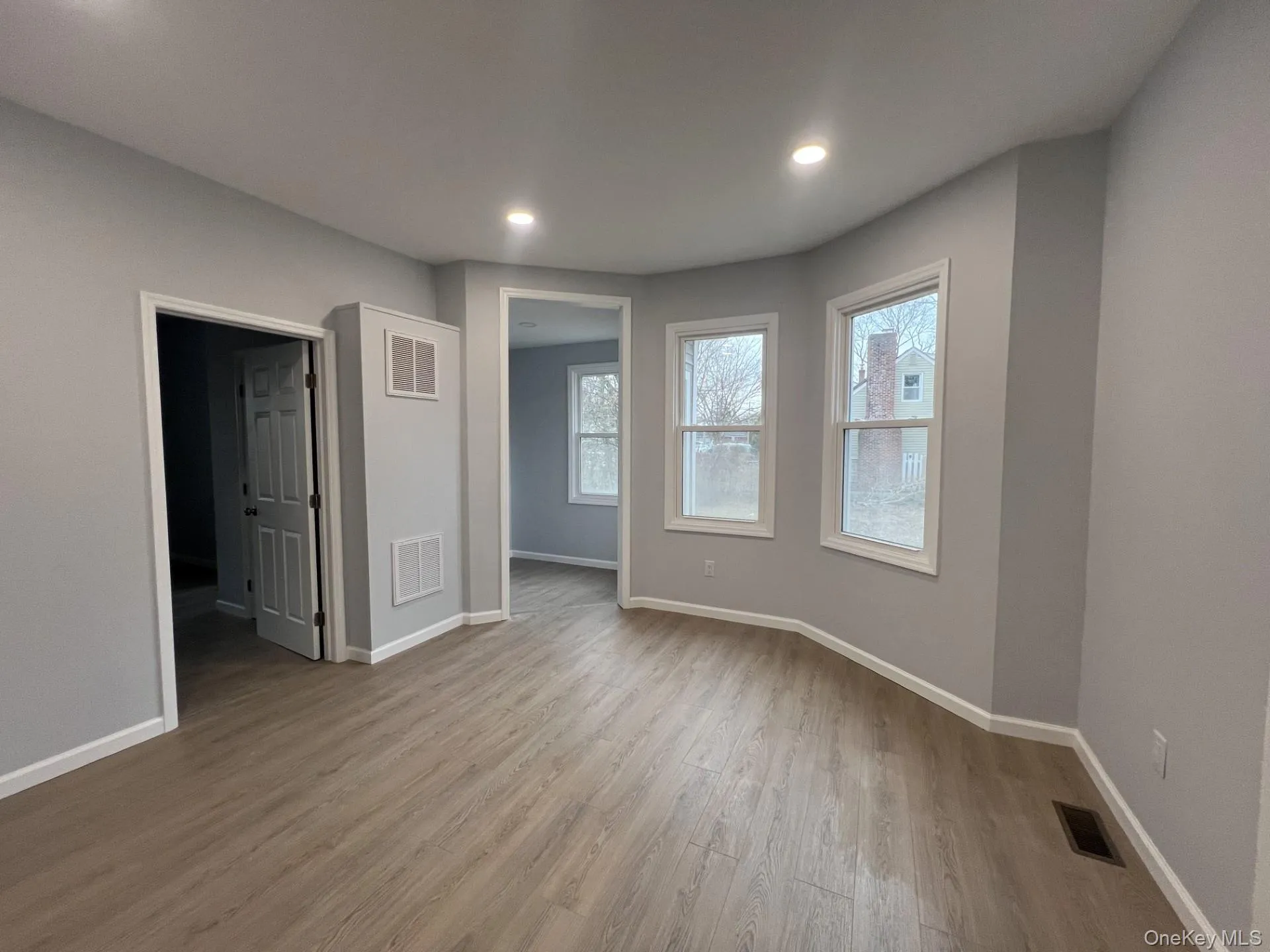 24 18th Street, Huntington, NY, 2 Bedrooms Bedrooms, 4 Rooms Rooms,1 BathroomBathrooms,Residential Lease,Idx,18th,0,940517 24 18th Street, Huntington, NY, 2 Bedrooms Bedrooms, 4 Rooms Rooms,1 BathroomBathrooms,Residential Lease,Idx,18th,0,940517