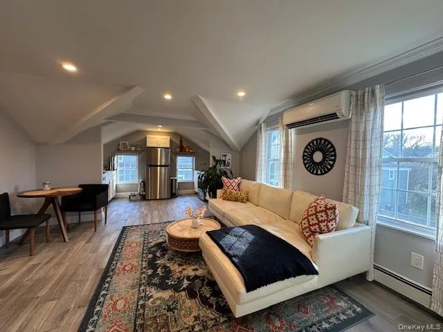 55 Green Street, Huntington, NY, 2 Bedrooms Bedrooms, 4 Rooms Rooms,1 BathroomBathrooms,Residential Lease,Idx,Green,0,940525 55 Green Street, Huntington, NY, 2 Bedrooms Bedrooms, 4 Rooms Rooms,1 BathroomBathrooms,Residential Lease,Idx,Green,0,940525