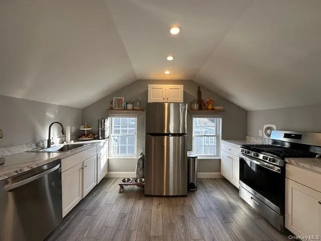 55 Green Street, Huntington, NY, 2 Bedrooms Bedrooms, 4 Rooms Rooms,1 BathroomBathrooms,Residential Lease,Idx,Green,0,940525 55 Green Street, Huntington, NY, 2 Bedrooms Bedrooms, 4 Rooms Rooms,1 BathroomBathrooms,Residential Lease,Idx,Green,0,940525