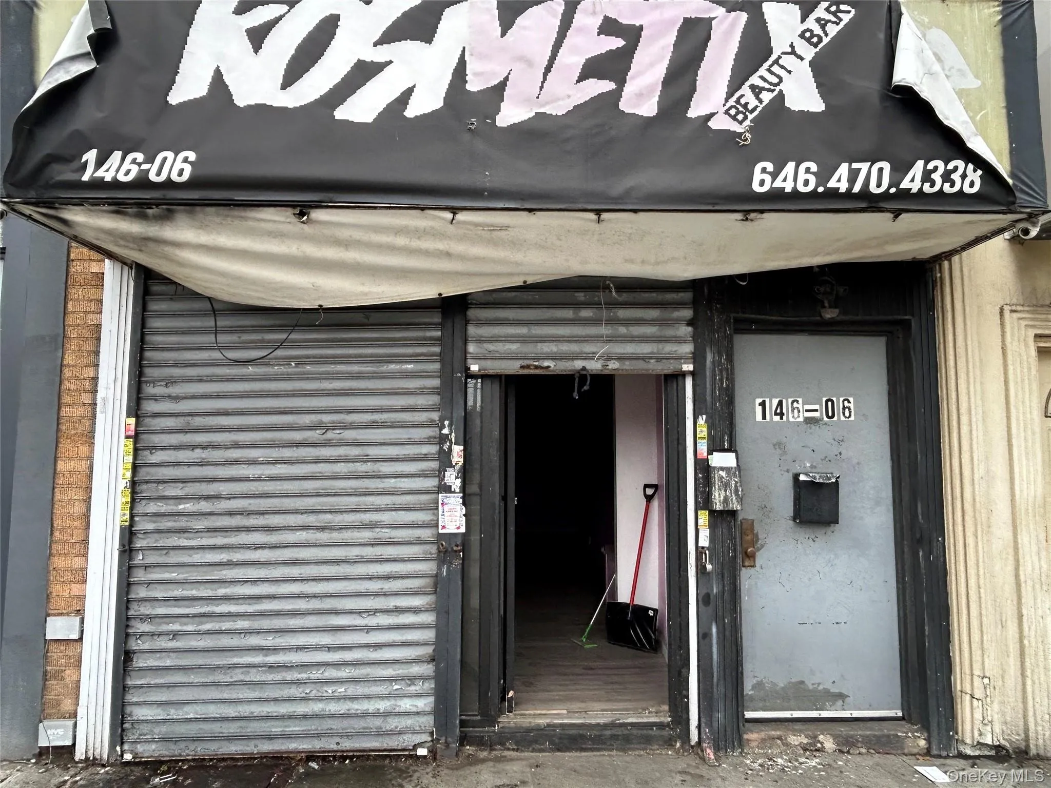 Doorway to property Doorway to property