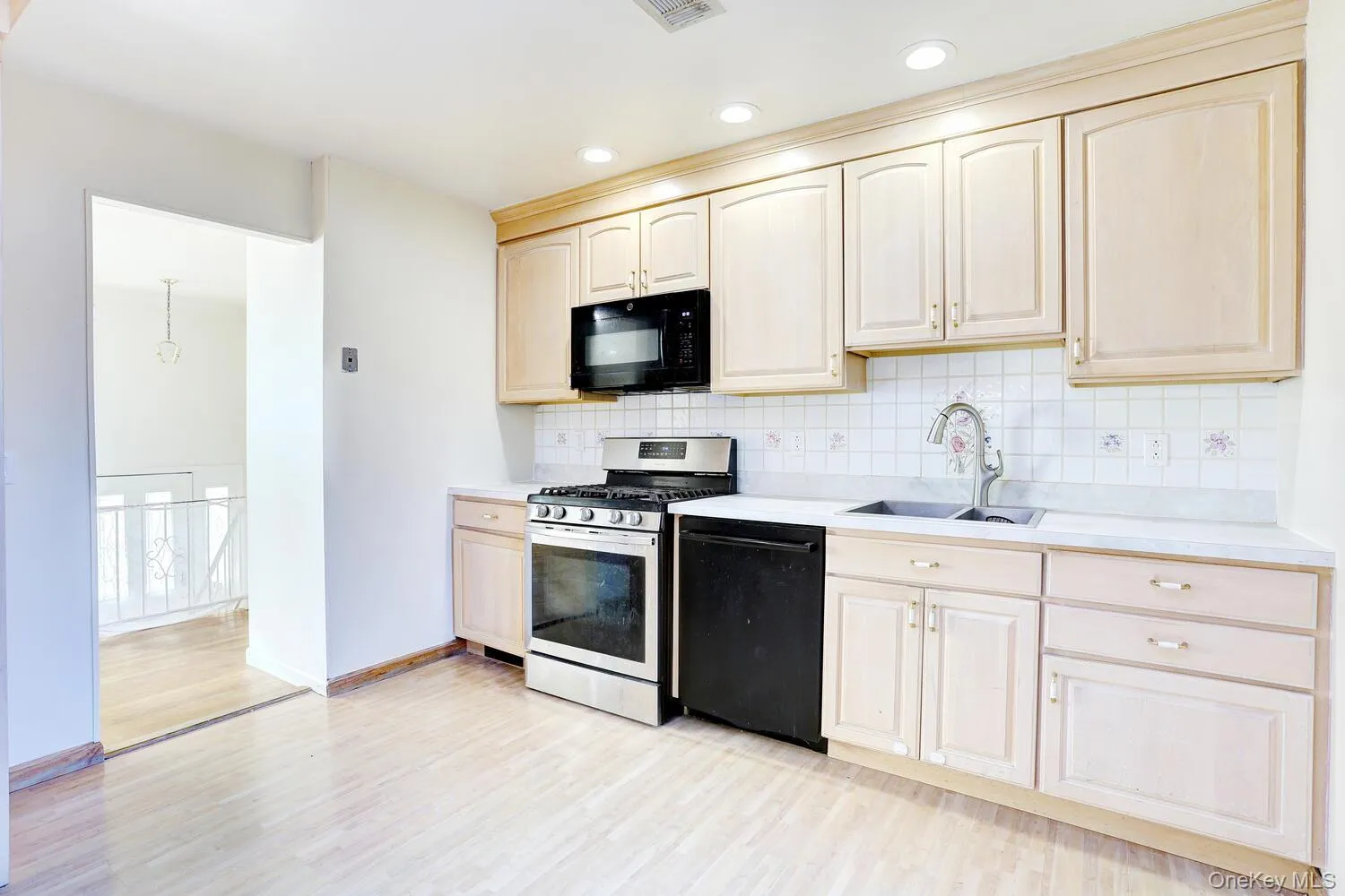 12 Van Gogh Lane, Ramapo, NY, 4 Bedrooms Bedrooms, 8 Rooms Rooms,2 BathroomsBathrooms,Residential Lease,Idx,Van Gogh,0,940537 12 Van Gogh Lane, Ramapo, NY, 4 Bedrooms Bedrooms, 8 Rooms Rooms,2 BathroomsBathrooms,Residential Lease,Idx,Van Gogh,0,940537