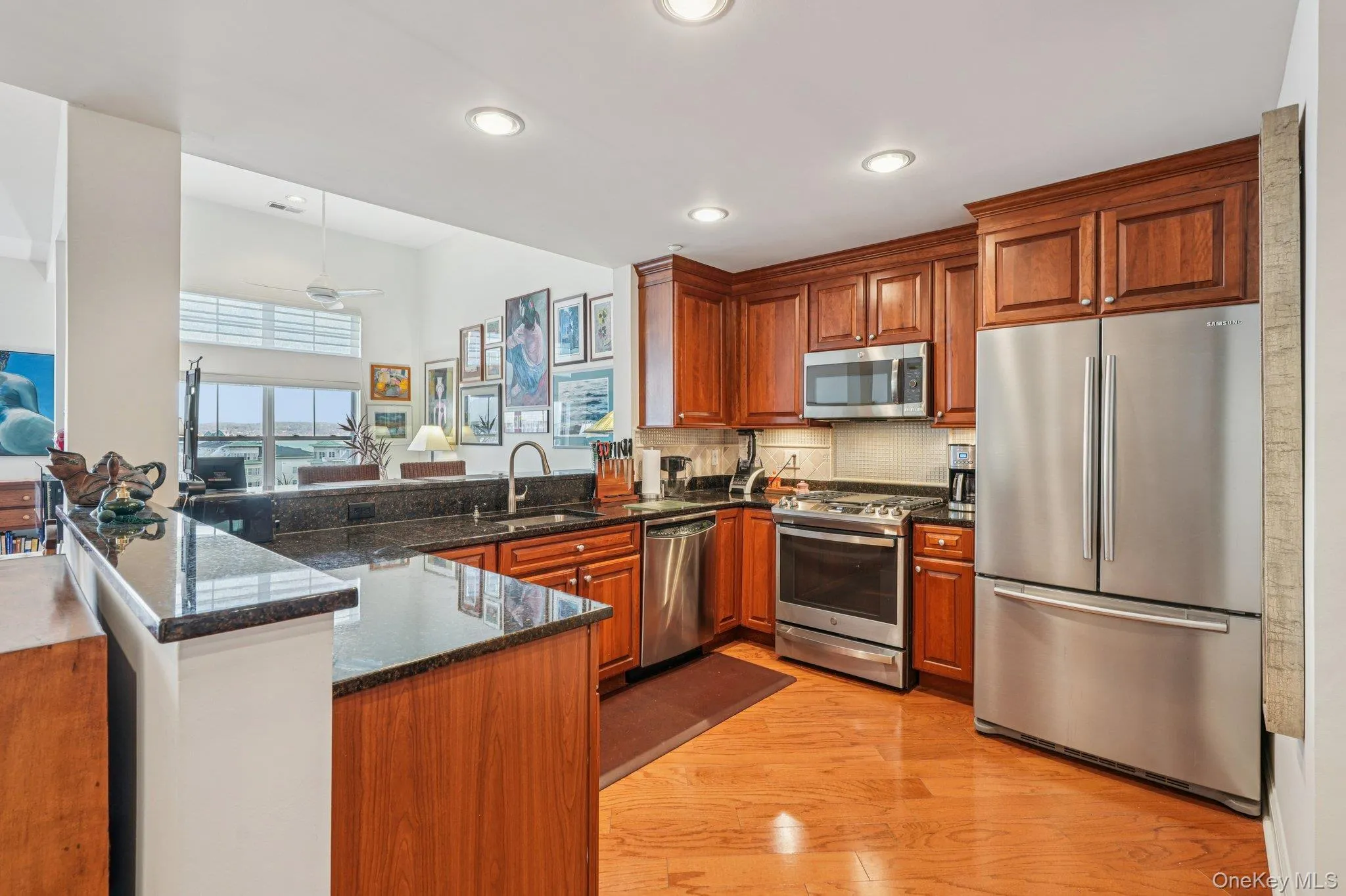 1414 Round Pointe Drive, Haverstraw, NY, 2 Bedrooms Bedrooms, 7 Rooms Rooms,2 BathroomsBathrooms,Residential,For Rent,Round Pointe,0,940549 1414 Round Pointe Drive, Haverstraw, NY, 2 Bedrooms Bedrooms, 7 Rooms Rooms,2 BathroomsBathrooms,Residential,For Rent,Round Pointe,0,940549