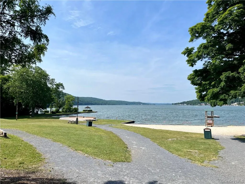 Residency gives you access to the beautiful Morahan Park on Greenwood Lake. A 9 mile lake for swimming, fishing, kayaking and motorboats. Concerts, Fourth of July, Yoga, playground & bbq. Residency gives you access to the beautiful Morahan Park on Greenwood Lake. A 9 mile lake for swimming, fishing, kayaking and motorboats. Concerts, Fourth of July, Yoga, playground & bbq.