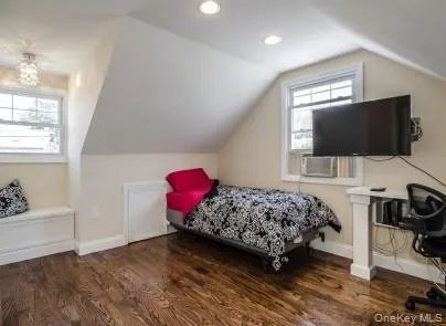 2nd Floor Bedroom 2nd Floor Bedroom