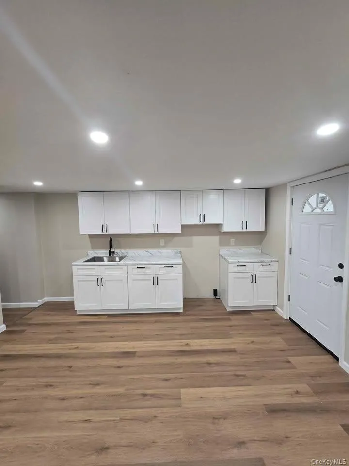 993 Quaker Lane, Hyde Park, NY, 2 Bedrooms Bedrooms, 5 Rooms Rooms,1 BathroomBathrooms,Residential Lease,Idx,Quaker,0,940649 993 Quaker Lane, Hyde Park, NY, 2 Bedrooms Bedrooms, 5 Rooms Rooms,1 BathroomBathrooms,Residential Lease,Idx,Quaker,0,940649