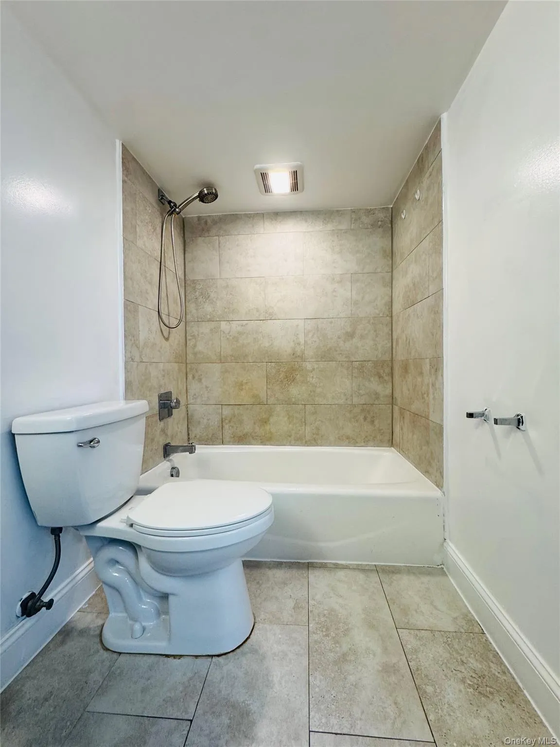 7 Madison Avenue, Clarkstown, NY, 1 Bedroom Bedrooms, 3 Rooms Rooms,1 BathroomBathrooms,Residential Lease,Idx,Madison,0,940702 7 Madison Avenue, Clarkstown, NY, 1 Bedroom Bedrooms, 3 Rooms Rooms,1 BathroomBathrooms,Residential Lease,Idx,Madison,0,940702