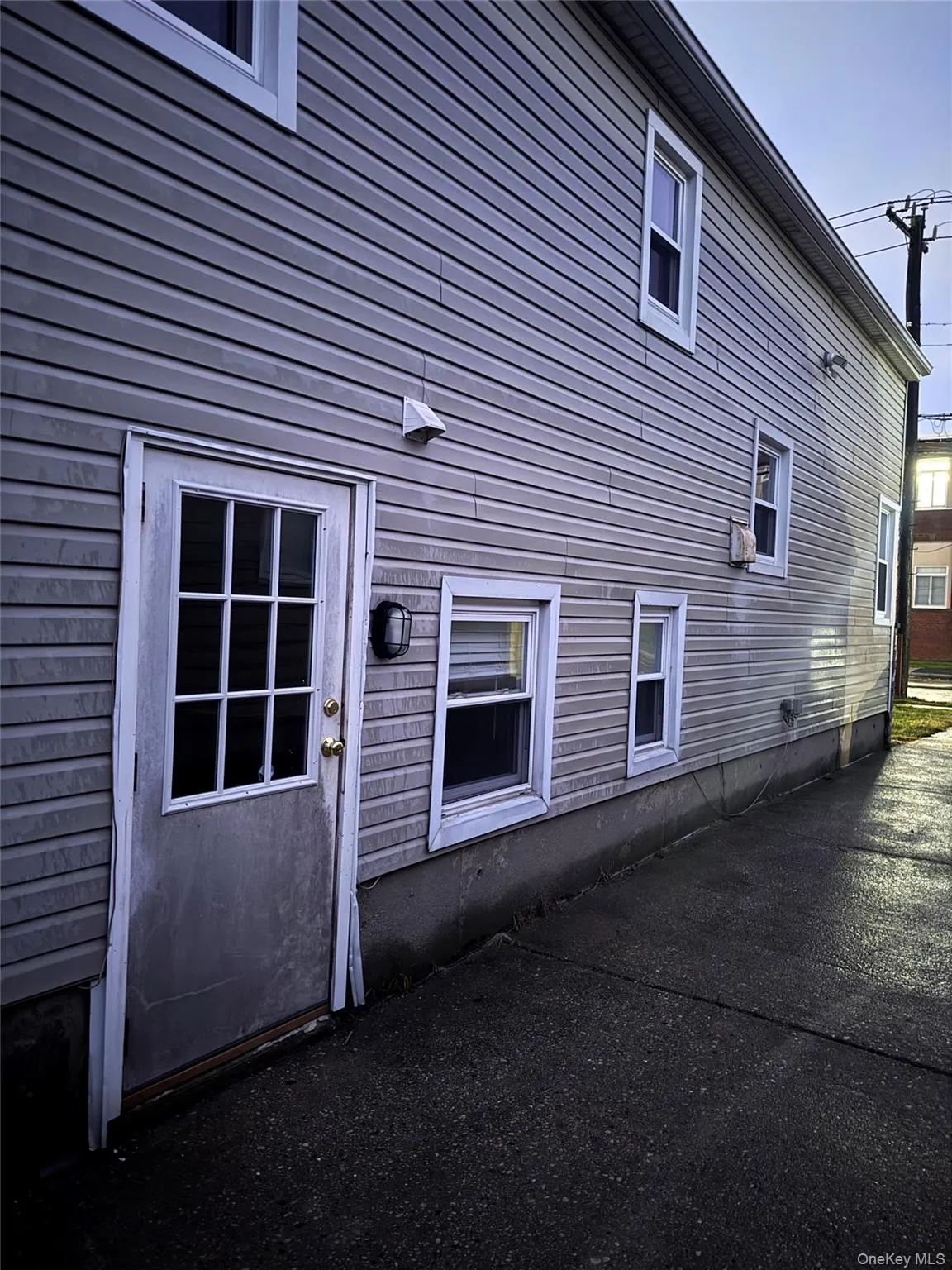 Entrance to Unit Entrance to Unit
