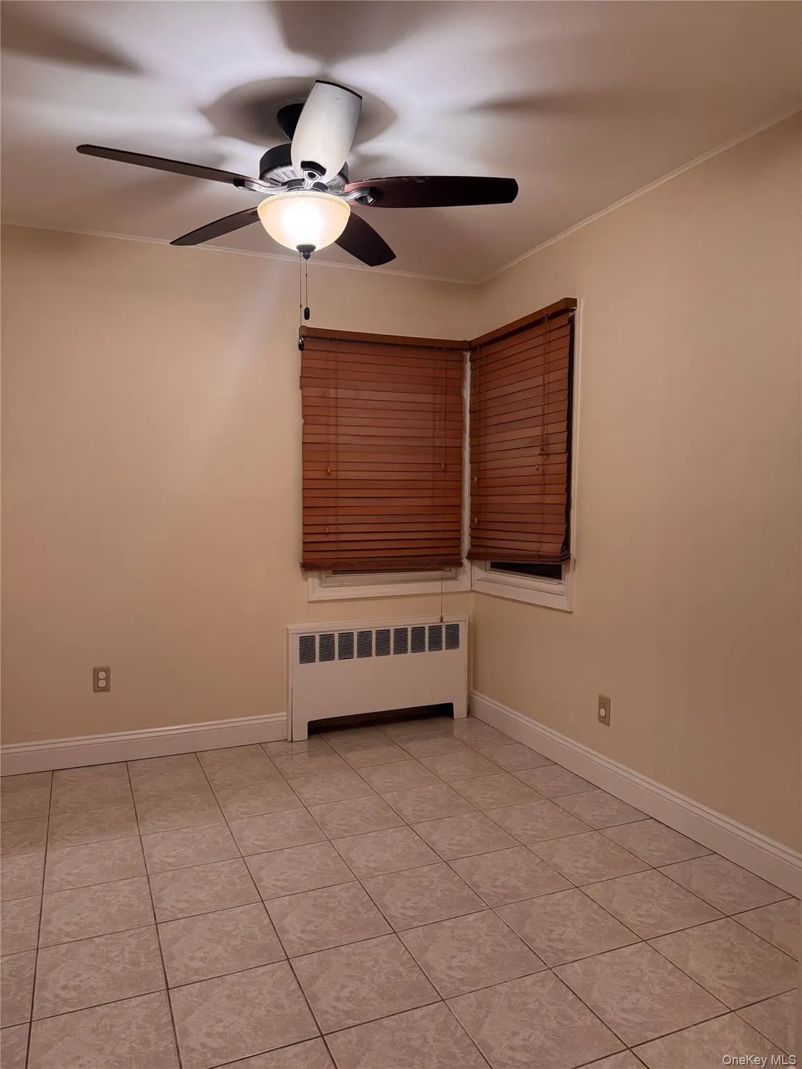 62 Warwick Road, Hempstead, NY, 3 Bedrooms Bedrooms, 6 Rooms Rooms,1 BathroomBathrooms,Residential Lease,Idx,Warwick,0,940736 62 Warwick Road, Hempstead, NY, 3 Bedrooms Bedrooms, 6 Rooms Rooms,1 BathroomBathrooms,Residential Lease,Idx,Warwick,0,940736