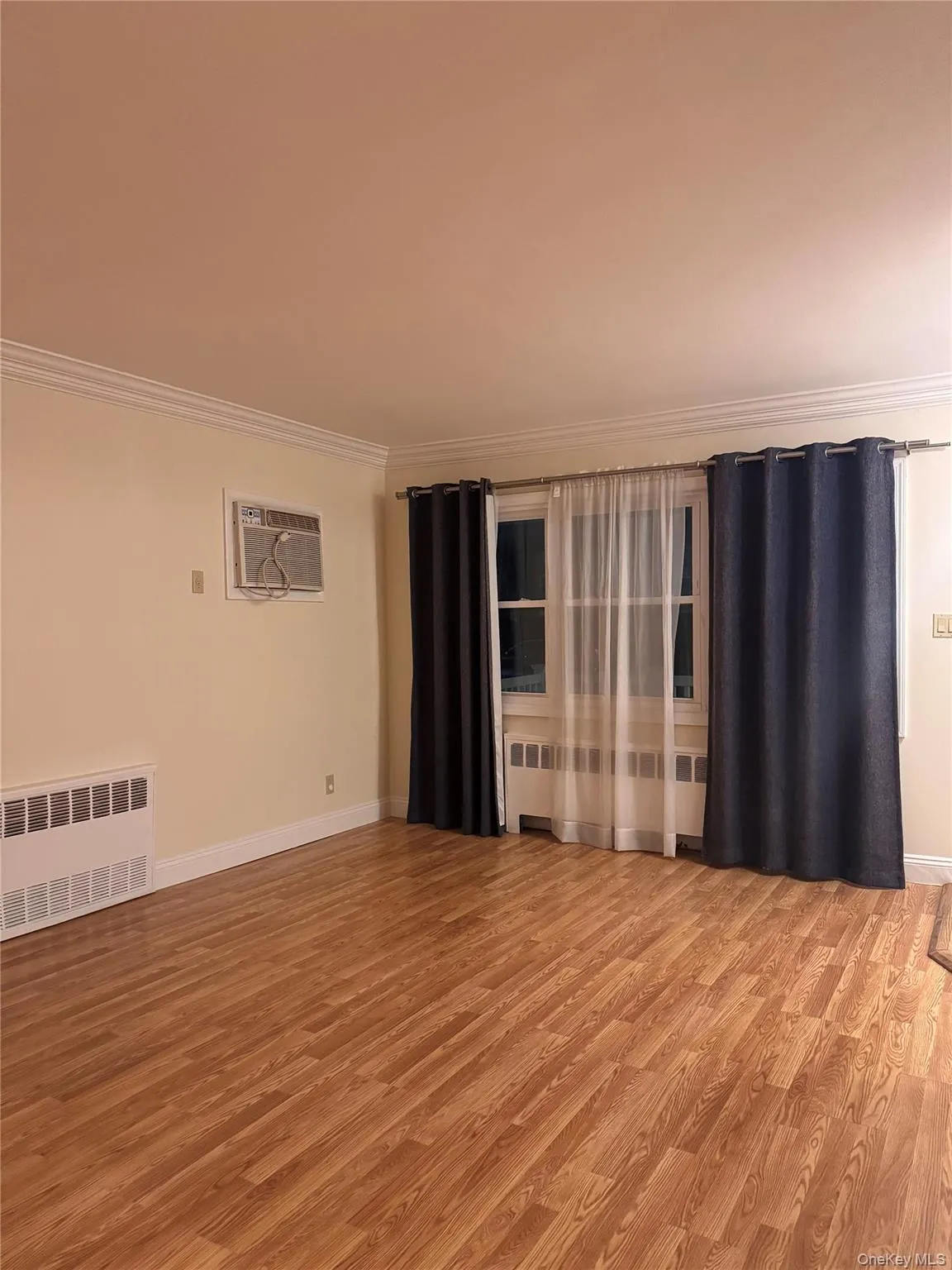 62 Warwick Road, Hempstead, NY, 3 Bedrooms Bedrooms, 6 Rooms Rooms,1 BathroomBathrooms,Residential Lease,Idx,Warwick,0,940736 62 Warwick Road, Hempstead, NY, 3 Bedrooms Bedrooms, 6 Rooms Rooms,1 BathroomBathrooms,Residential Lease,Idx,Warwick,0,940736