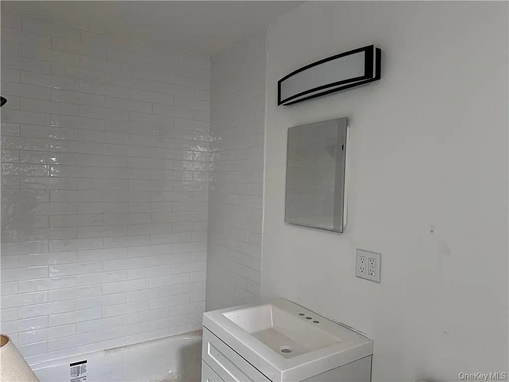 60 Trafalgar Road, New Windsor, NY, 1 Bedroom Bedrooms, ,1 BathroomBathrooms,Residential Lease,Idx,Trafalgar,0,940743 60 Trafalgar Road, New Windsor, NY, 1 Bedroom Bedrooms, ,1 BathroomBathrooms,Residential Lease,Idx,Trafalgar,0,940743