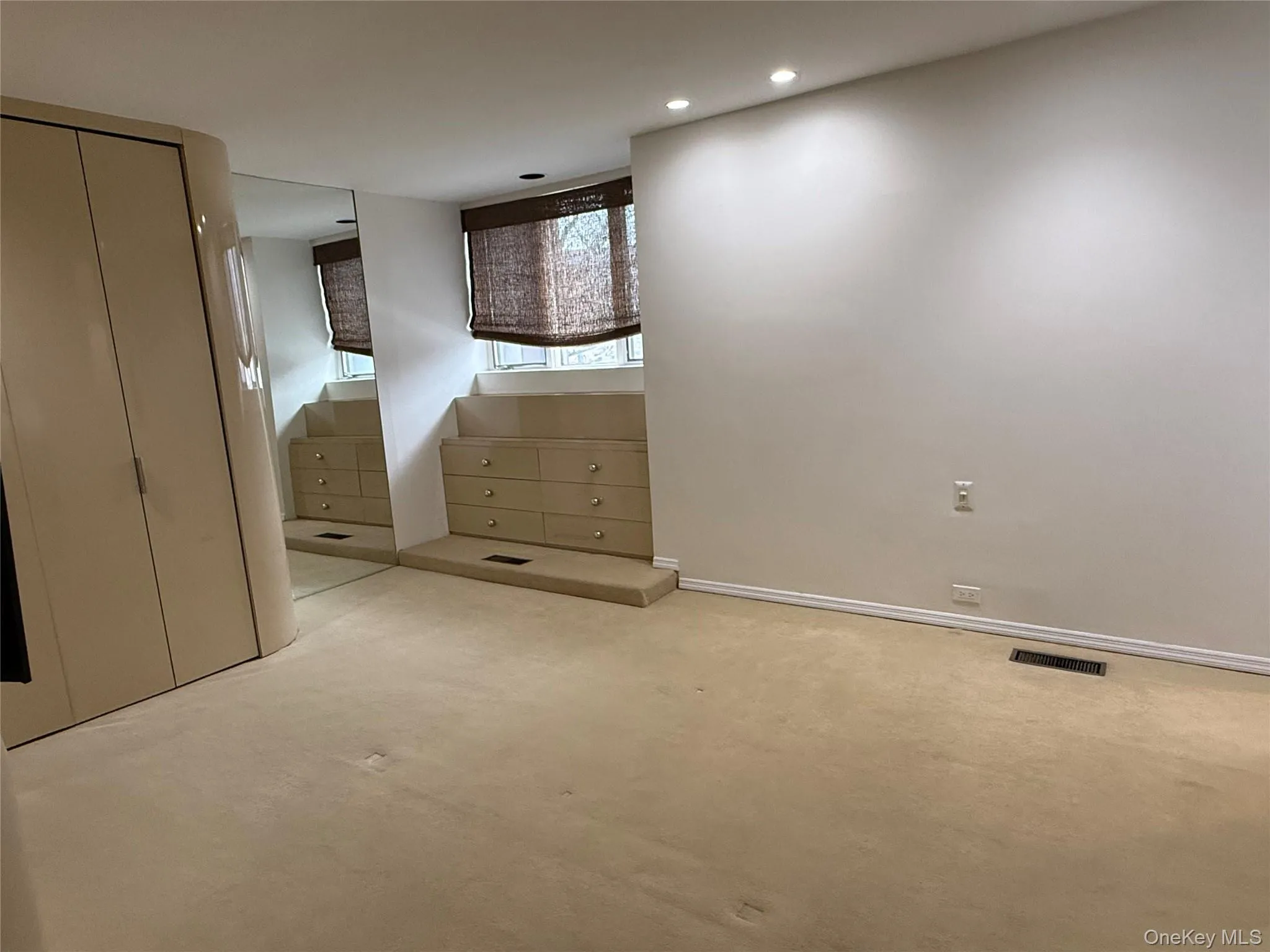 130 Middle Neck Road, North Hempstead, NY, 3 Bedrooms Bedrooms, 7 Rooms Rooms,2 BathroomsBathrooms,Residential Lease,For Rent,Middle Neck,0,940765 130 Middle Neck Road, North Hempstead, NY, 3 Bedrooms Bedrooms, 7 Rooms Rooms,2 BathroomsBathrooms,Residential Lease,For Rent,Middle Neck,0,940765
