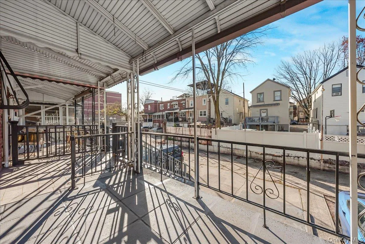 4309 Edson Avenue, New York, NY, 3 Bedrooms Bedrooms, 5 Rooms Rooms,1 BathroomBathrooms,Residential,For Rent,Edson,0,940771 4309 Edson Avenue, New York, NY, 3 Bedrooms Bedrooms, 5 Rooms Rooms,1 BathroomBathrooms,Residential,For Rent,Edson,0,940771