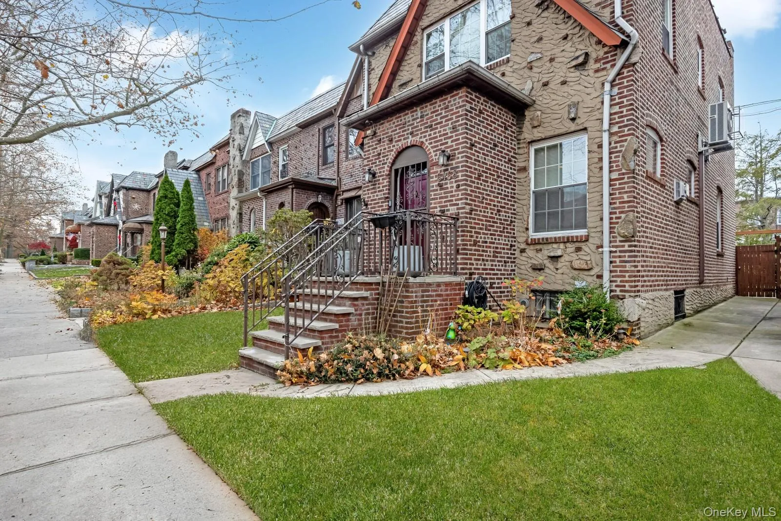 64-68 83 Place, New York, NY, 3 Bedrooms Bedrooms, ,2 BathroomsBathrooms,Residential,For Rent,83,0,940781 64-68 83 Place, New York, NY, 3 Bedrooms Bedrooms, ,2 BathroomsBathrooms,Residential,For Rent,83,0,940781