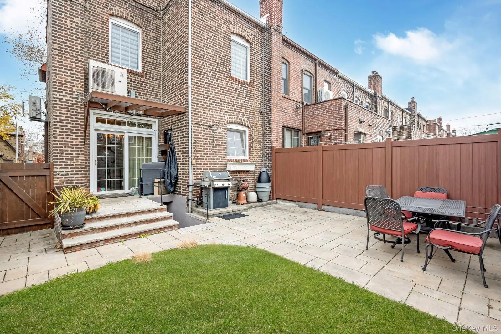 64-68 83 Place, New York, NY, 3 Bedrooms Bedrooms, ,2 BathroomsBathrooms,Residential,For Rent,83,0,940781 64-68 83 Place, New York, NY, 3 Bedrooms Bedrooms, ,2 BathroomsBathrooms,Residential,For Rent,83,0,940781