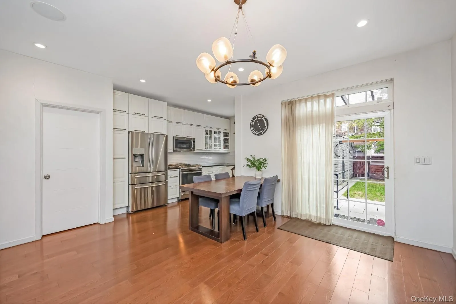 64-68 83 Place, New York, NY, 3 Bedrooms Bedrooms, ,2 BathroomsBathrooms,Residential,For Rent,83,0,940781 64-68 83 Place, New York, NY, 3 Bedrooms Bedrooms, ,2 BathroomsBathrooms,Residential,For Rent,83,0,940781