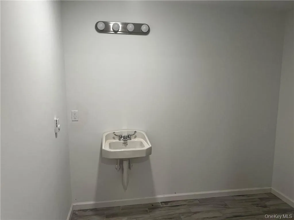 21 Boniface Drive, Crawford, NY, ,Commercial Lease,Idx,Boniface,0,940786 21 Boniface Drive, Crawford, NY, ,Commercial Lease,Idx,Boniface,0,940786