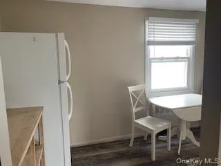 40 Lorraine Road, Hempstead, NY, 1 Bedroom Bedrooms, 4 Rooms Rooms,1 BathroomBathrooms,Residential Lease,Idx,Lorraine,0,940847 40 Lorraine Road, Hempstead, NY, 1 Bedroom Bedrooms, 4 Rooms Rooms,1 BathroomBathrooms,Residential Lease,Idx,Lorraine,0,940847