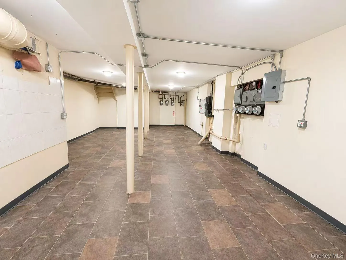 41-53 53rd Street, New York, NY, ,Commercial Lease,For Rent,53rd,0,940923 41-53 53rd Street, New York, NY, ,Commercial Lease,For Rent,53rd,0,940923