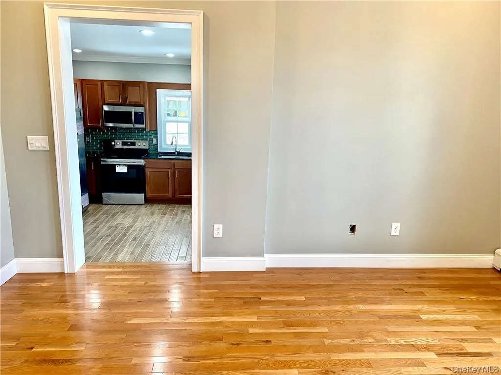 26 Courtland Street, Middletown, NY, 1 Bedroom Bedrooms, 4 Rooms Rooms,1 BathroomBathrooms,Residential Lease,Idx,Courtland,0,940963 26 Courtland Street, Middletown, NY, 1 Bedroom Bedrooms, 4 Rooms Rooms,1 BathroomBathrooms,Residential Lease,Idx,Courtland,0,940963