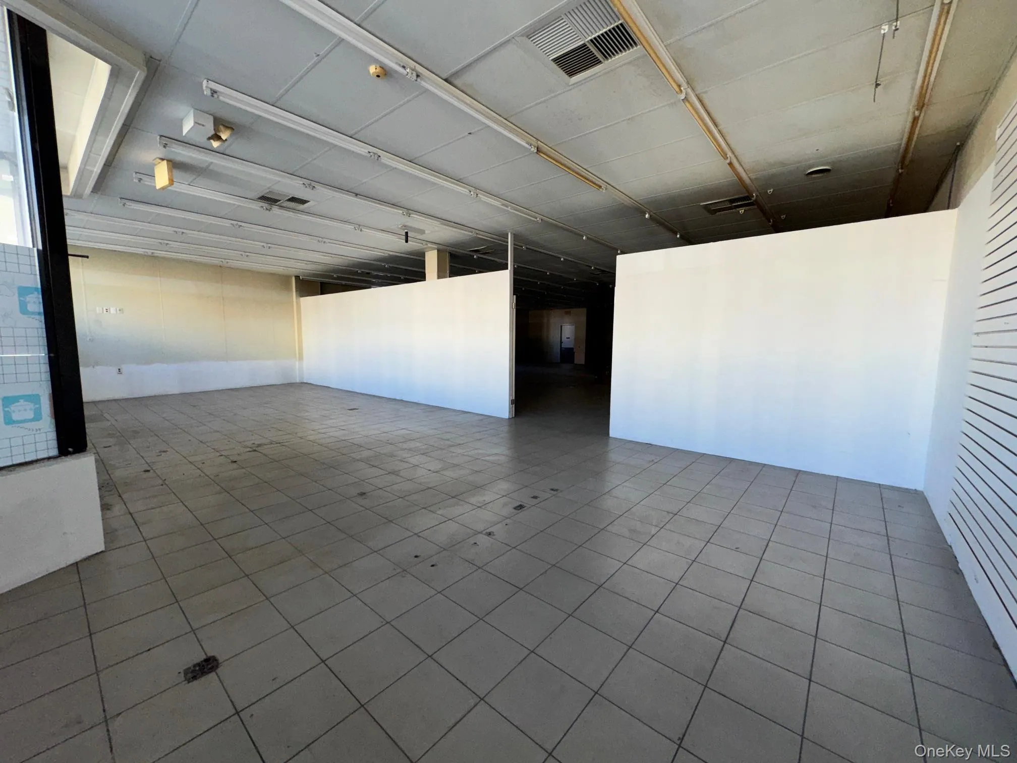 View of unfurnished room View of unfurnished room