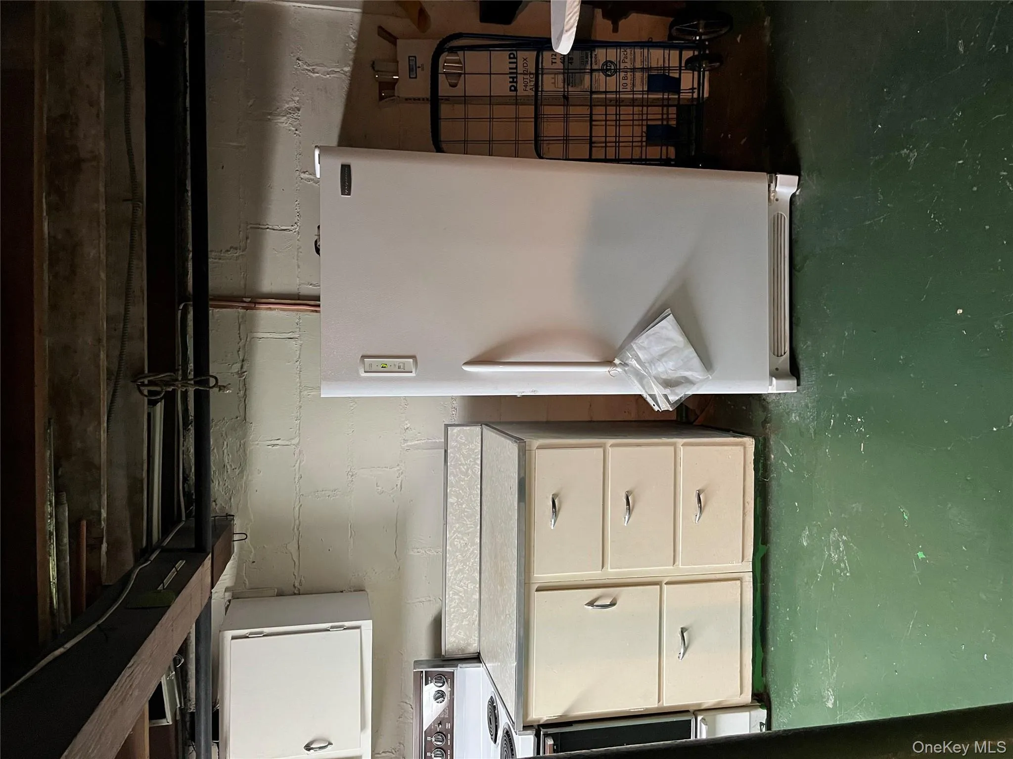 7 Floyd Place, Oyster Bay, NY, 3 Bedrooms Bedrooms, 7 Rooms Rooms,2 BathroomsBathrooms,Residential Lease,Idx,Floyd,0,940999 7 Floyd Place, Oyster Bay, NY, 3 Bedrooms Bedrooms, 7 Rooms Rooms,2 BathroomsBathrooms,Residential Lease,Idx,Floyd,0,940999