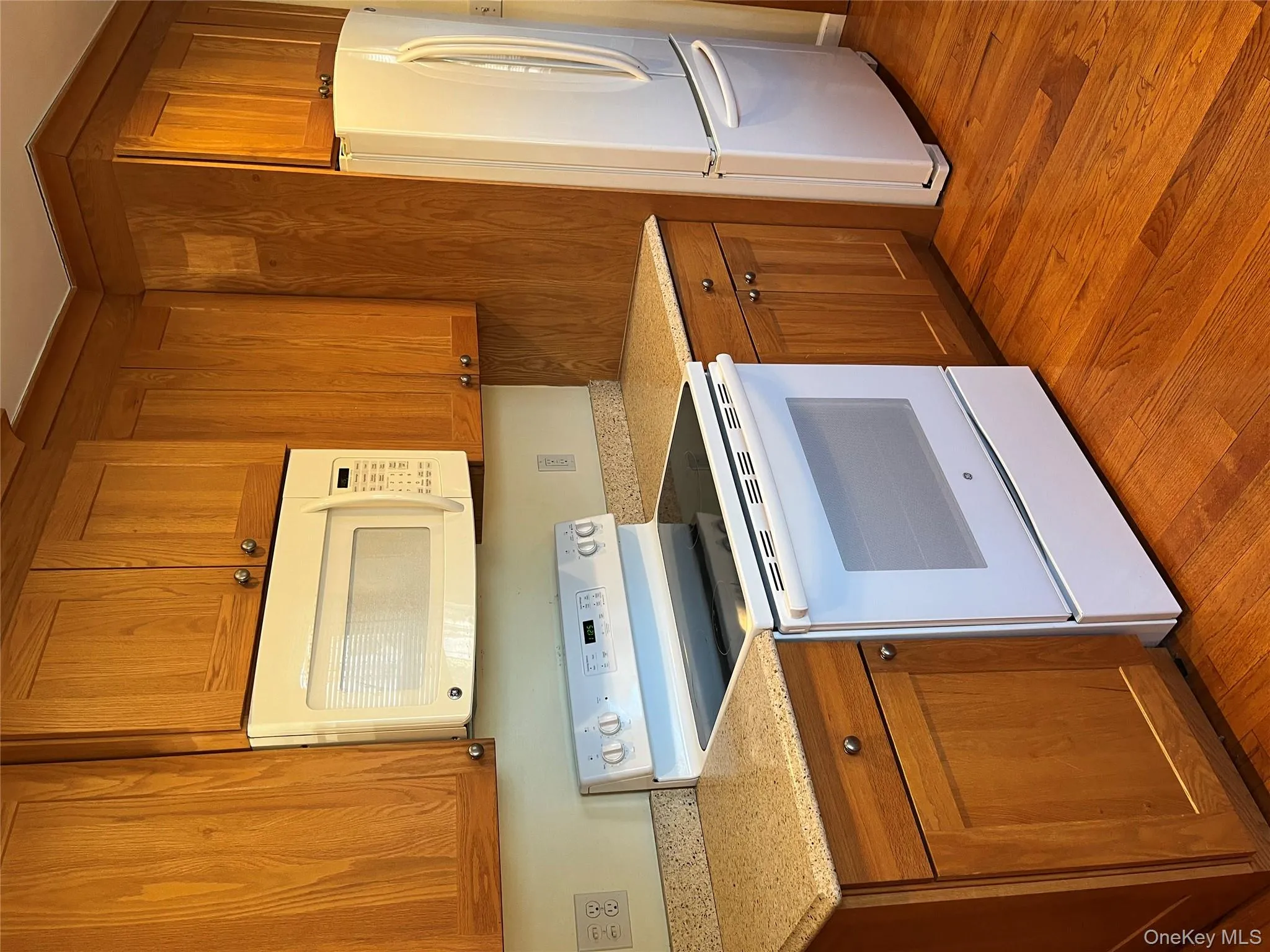 7 Floyd Place, Oyster Bay, NY, 3 Bedrooms Bedrooms, 7 Rooms Rooms,2 BathroomsBathrooms,Residential Lease,Idx,Floyd,0,940999 7 Floyd Place, Oyster Bay, NY, 3 Bedrooms Bedrooms, 7 Rooms Rooms,2 BathroomsBathrooms,Residential Lease,Idx,Floyd,0,940999