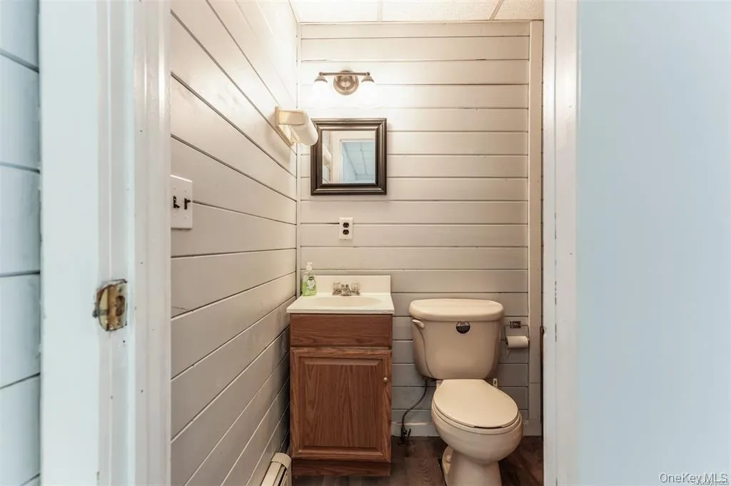 377 Main Street, Brookhaven, NY, ,Commercial Lease,Idx,Main,0,941035 377 Main Street, Brookhaven, NY, ,Commercial Lease,Idx,Main,0,941035