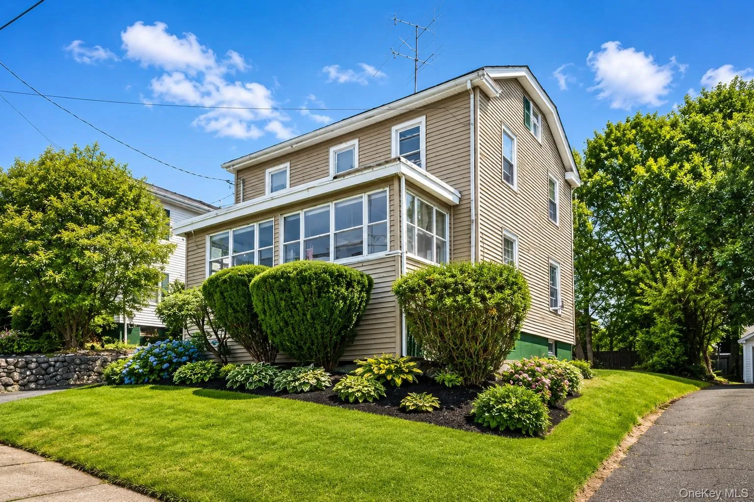 13 Forest Avenue, Middletown, NY, 3 Bedrooms Bedrooms, 10 Rooms Rooms,2 BathroomsBathrooms,Residential,For Rent,Forest,0,941047 13 Forest Avenue, Middletown, NY, 3 Bedrooms Bedrooms, 10 Rooms Rooms,2 BathroomsBathrooms,Residential,For Rent,Forest,0,941047