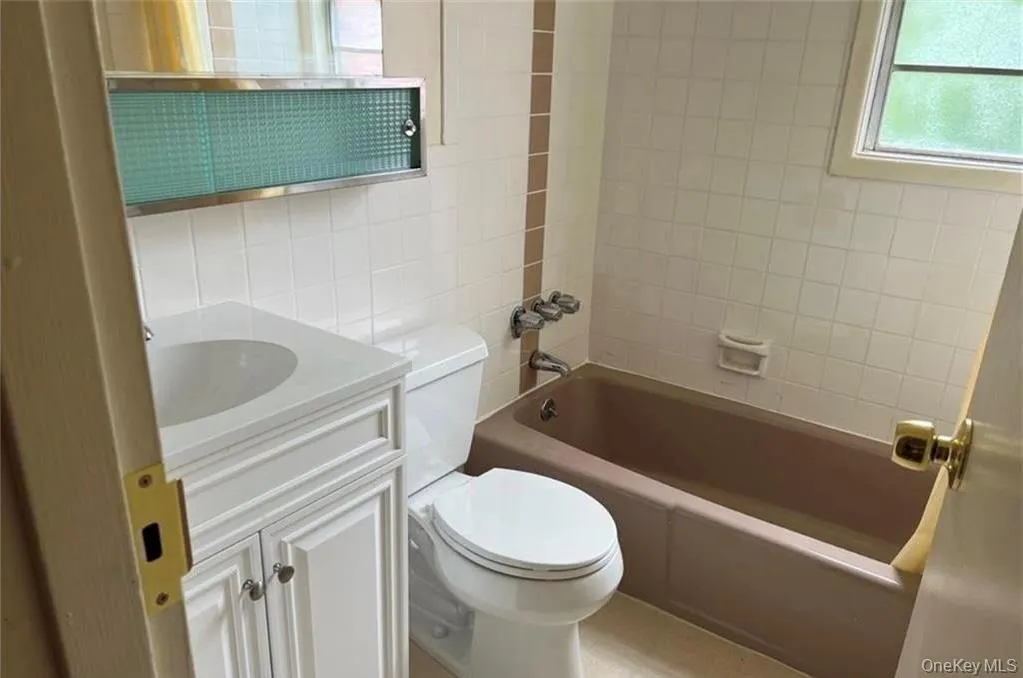 65 Curie Road, Cornwall, NY, 1 Bedroom Bedrooms, 5 Rooms Rooms,1 BathroomBathrooms,Residential Lease,Idx,Curie,0,941059 65 Curie Road, Cornwall, NY, 1 Bedroom Bedrooms, 5 Rooms Rooms,1 BathroomBathrooms,Residential Lease,Idx,Curie,0,941059