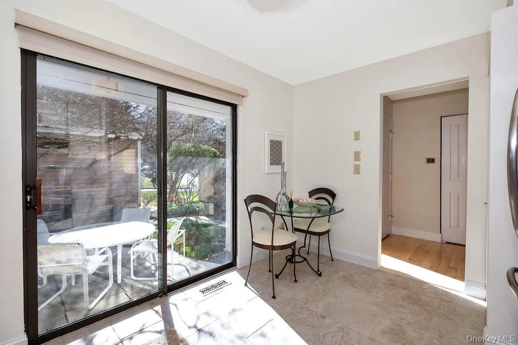 103 Rambling Brook Road, New Castle, NY, 2 Bedrooms Bedrooms, 6 Rooms Rooms,2 BathroomsBathrooms,Residential Lease,Idx,Rambling Brook,0,941202 103 Rambling Brook Road, New Castle, NY, 2 Bedrooms Bedrooms, 6 Rooms Rooms,2 BathroomsBathrooms,Residential Lease,Idx,Rambling Brook,0,941202