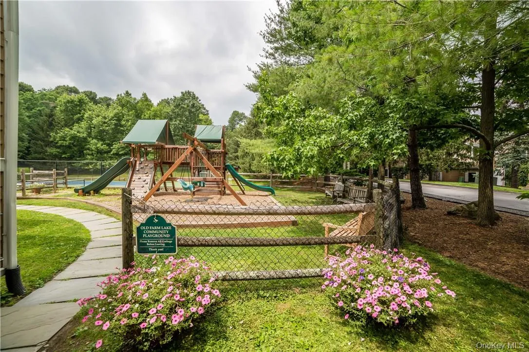 103 Rambling Brook Road, New Castle, NY, 2 Bedrooms Bedrooms, 6 Rooms Rooms,2 BathroomsBathrooms,Residential Lease,Idx,Rambling Brook,0,941202 103 Rambling Brook Road, New Castle, NY, 2 Bedrooms Bedrooms, 6 Rooms Rooms,2 BathroomsBathrooms,Residential Lease,Idx,Rambling Brook,0,941202