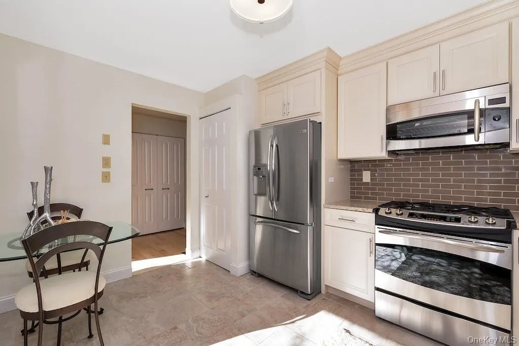 Updated stainless steel appliances. Updated stainless steel appliances.