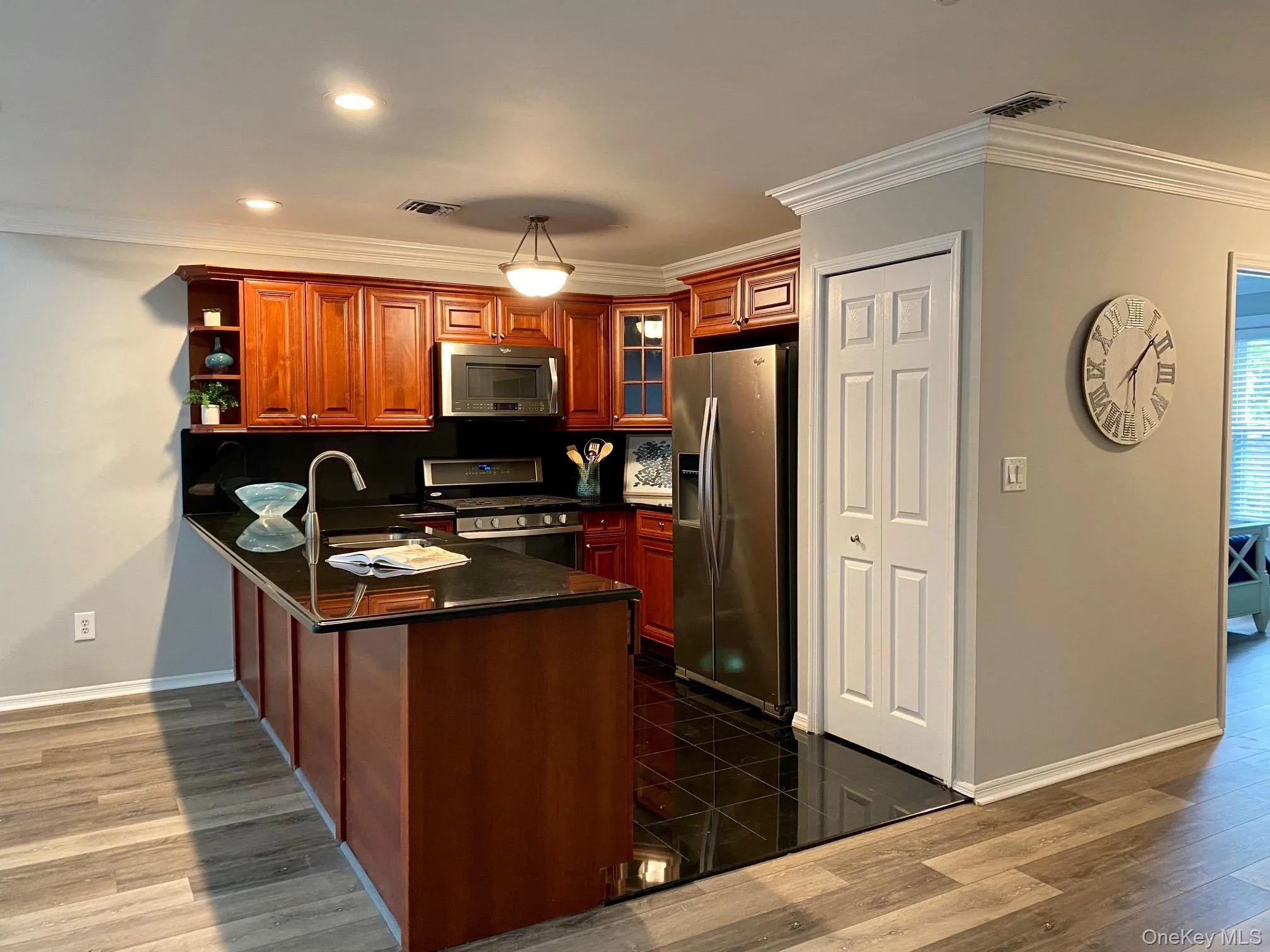 96 Horizon View Drive, Brookhaven, NY, 1 Bedroom Bedrooms, 6 Rooms Rooms,2 BathroomsBathrooms,Residential Lease,Idx,Horizon View,0,941228 96 Horizon View Drive, Brookhaven, NY, 1 Bedroom Bedrooms, 6 Rooms Rooms,2 BathroomsBathrooms,Residential Lease,Idx,Horizon View,0,941228