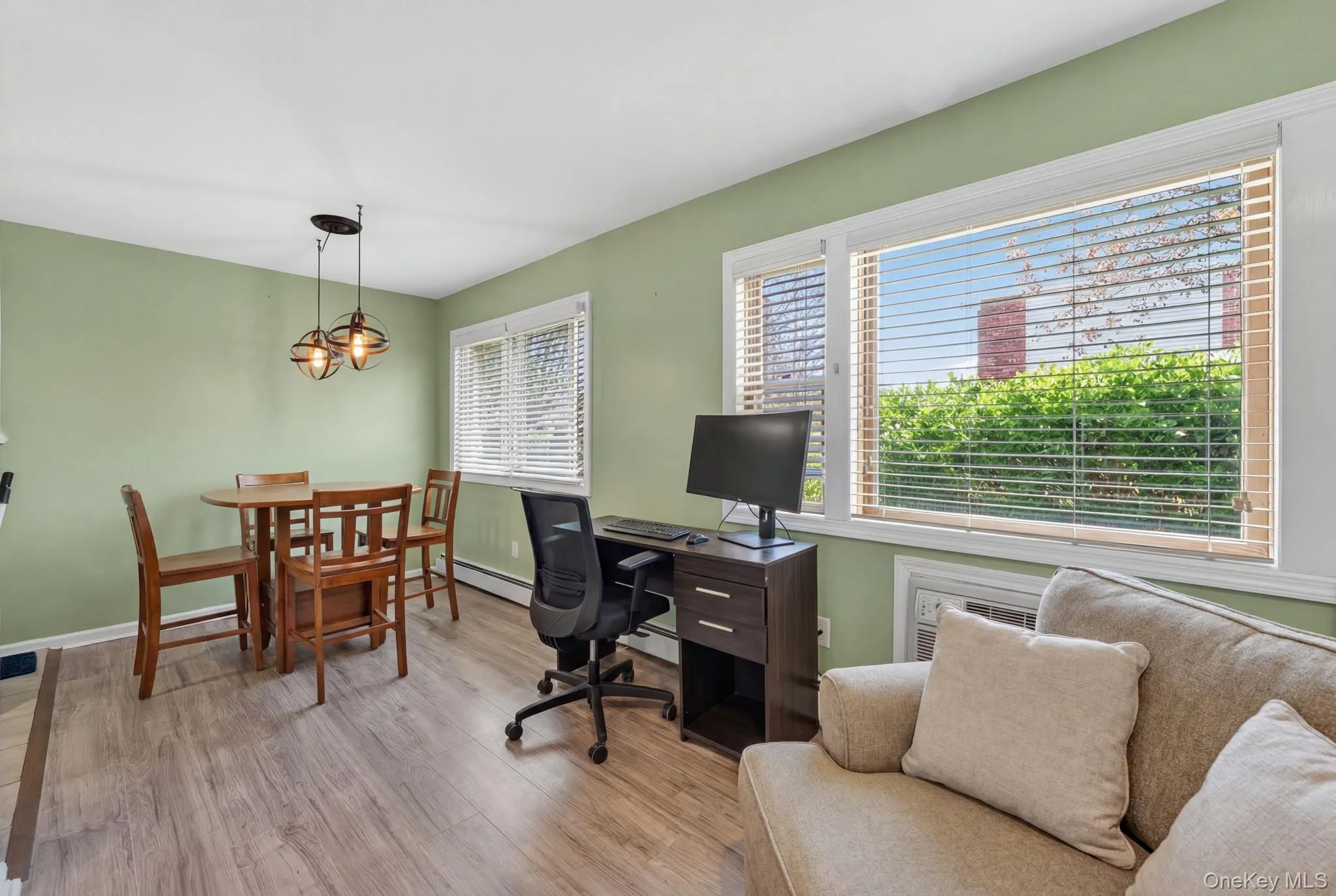 2453 Union Blvd, Islip, NY, 2 Bedrooms Bedrooms, 6 Rooms Rooms,1 BathroomBathrooms,Residential,For Rent,Union Blvd,0,941251 2453 Union Blvd, Islip, NY, 2 Bedrooms Bedrooms, 6 Rooms Rooms,1 BathroomBathrooms,Residential,For Rent,Union Blvd,0,941251