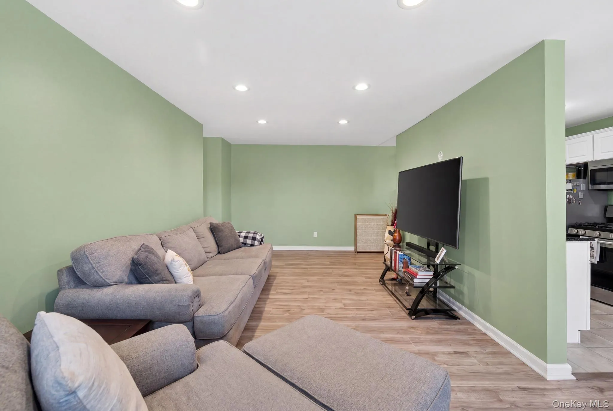 2453 Union Blvd, Islip, NY, 2 Bedrooms Bedrooms, 6 Rooms Rooms,1 BathroomBathrooms,Residential,For Rent,Union Blvd,0,941251 2453 Union Blvd, Islip, NY, 2 Bedrooms Bedrooms, 6 Rooms Rooms,1 BathroomBathrooms,Residential,For Rent,Union Blvd,0,941251