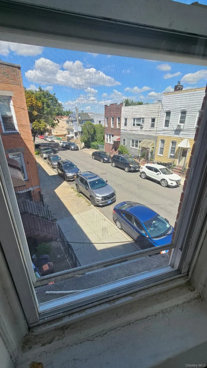 Detailed view of a residential view Detailed view of a residential view