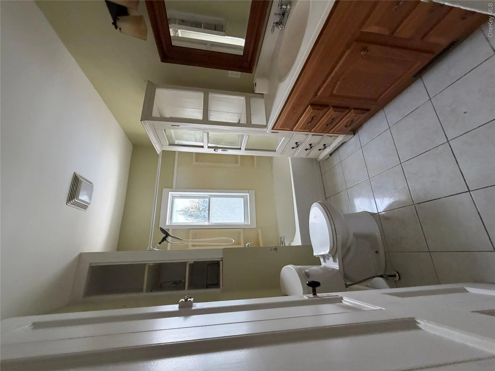 184 Highland Avenue, Middletown, NY, 3 Bedrooms Bedrooms, 8 Rooms Rooms,2 BathroomsBathrooms,Residential Lease,For Rent,Highland,0,941354 184 Highland Avenue, Middletown, NY, 3 Bedrooms Bedrooms, 8 Rooms Rooms,2 BathroomsBathrooms,Residential Lease,For Rent,Highland,0,941354