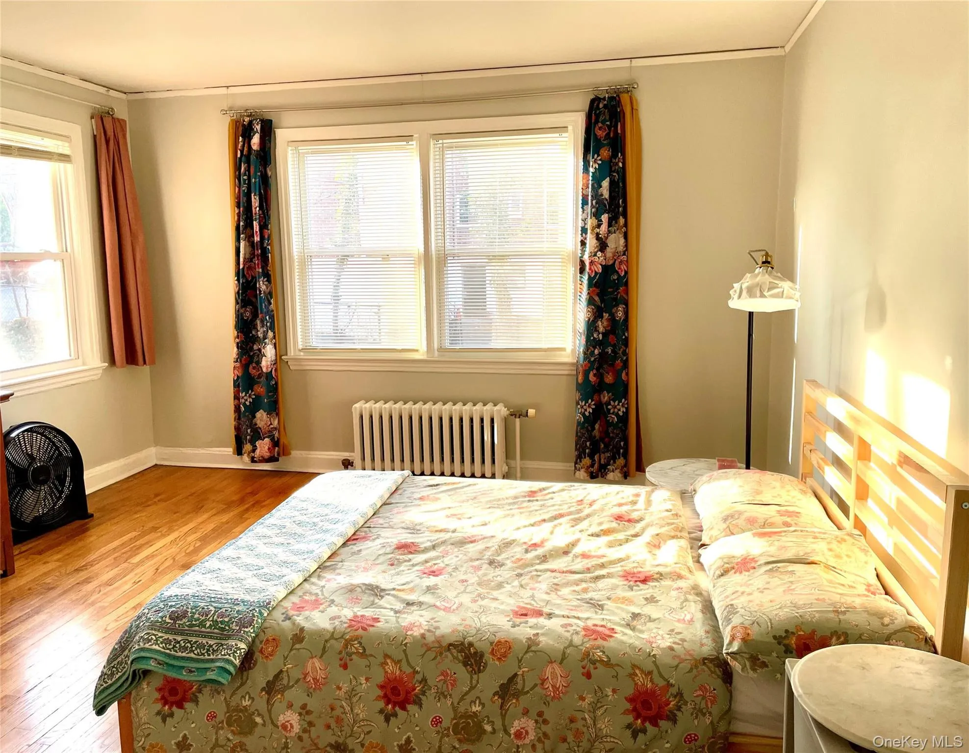 Alternate view - spacious and bright Alternate view - spacious and bright