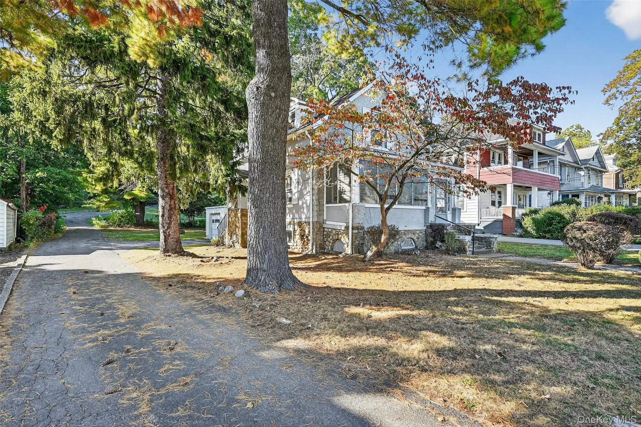 View of front of property View of front of property