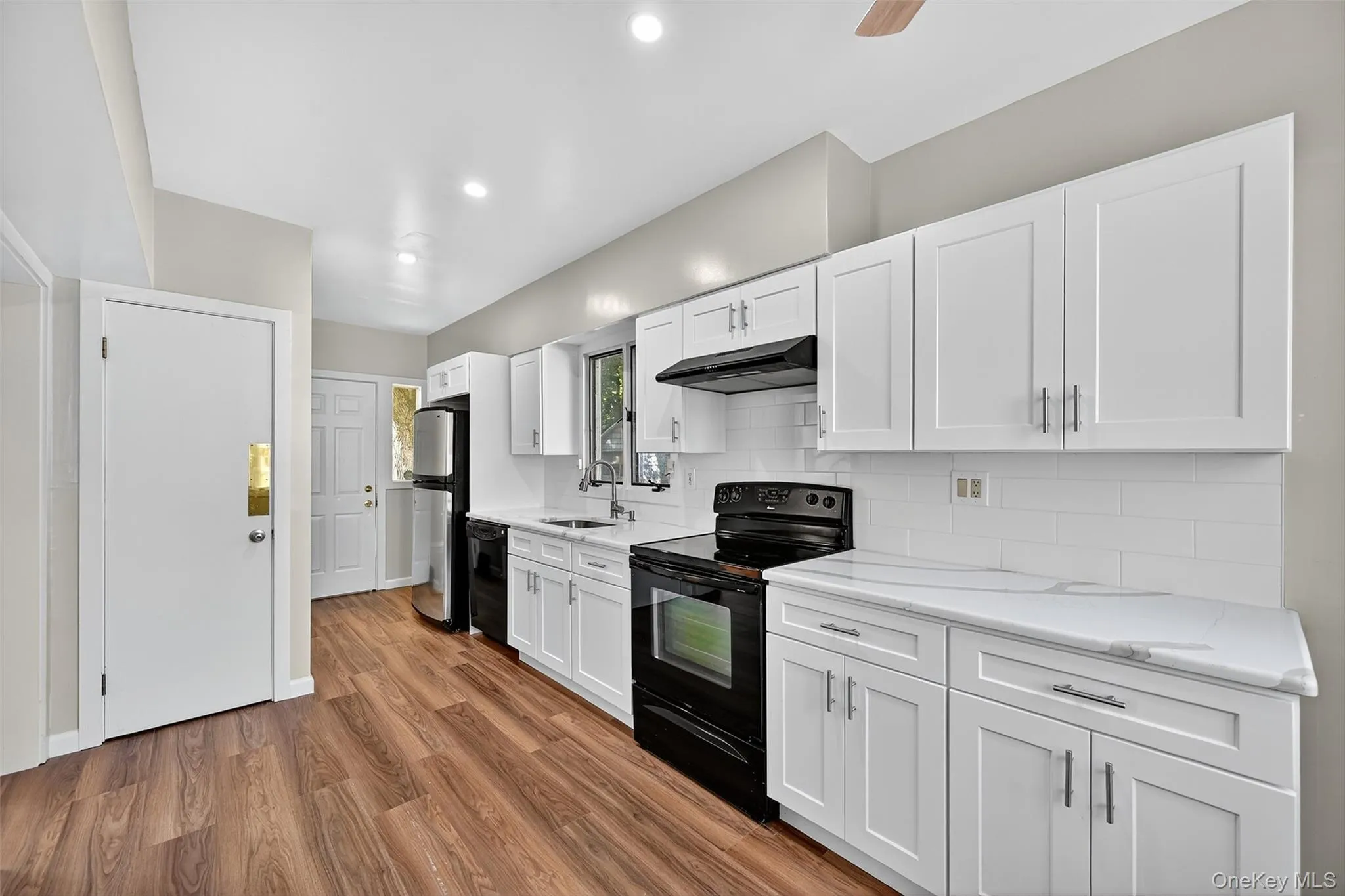 171 West Street, Newburgh (city), NY, 3 Bedrooms Bedrooms, 7 Rooms Rooms,1 BathroomBathrooms,Residential Lease,Idx,West,0,941479 171 West Street, Newburgh (city), NY, 3 Bedrooms Bedrooms, 7 Rooms Rooms,1 BathroomBathrooms,Residential Lease,Idx,West,0,941479