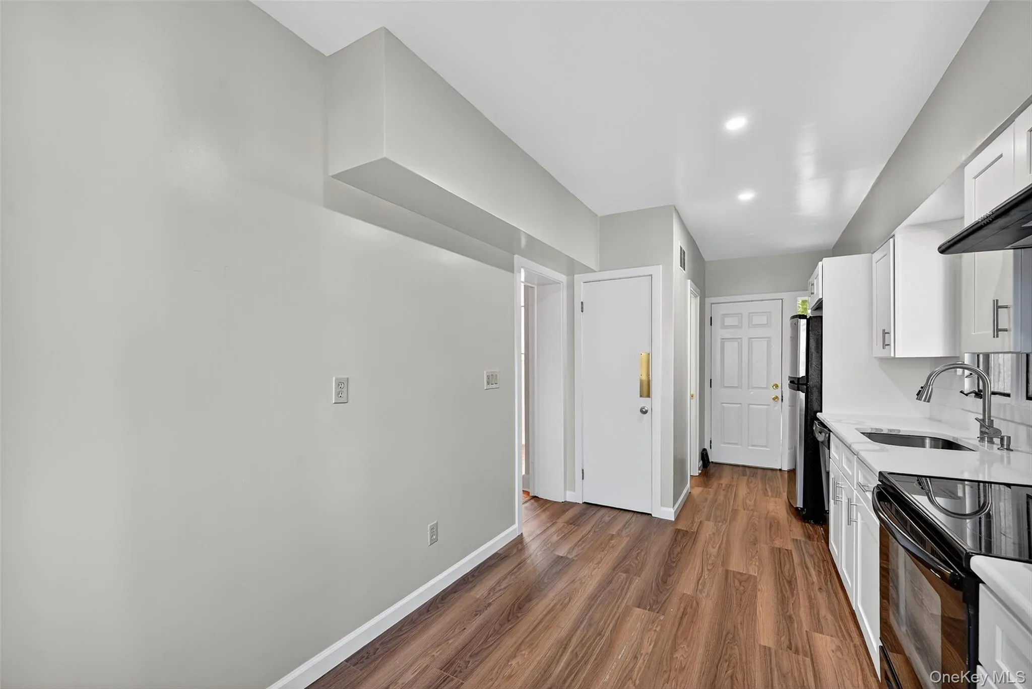 171 West Street, Newburgh (city), NY, 3 Bedrooms Bedrooms, 7 Rooms Rooms,1 BathroomBathrooms,Residential Lease,Idx,West,0,941479 171 West Street, Newburgh (city), NY, 3 Bedrooms Bedrooms, 7 Rooms Rooms,1 BathroomBathrooms,Residential Lease,Idx,West,0,941479