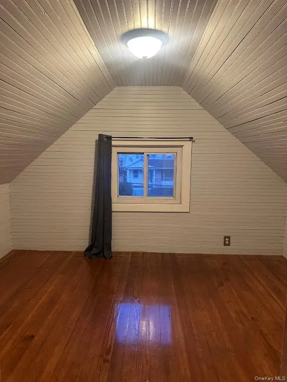 Bonus room Bonus room