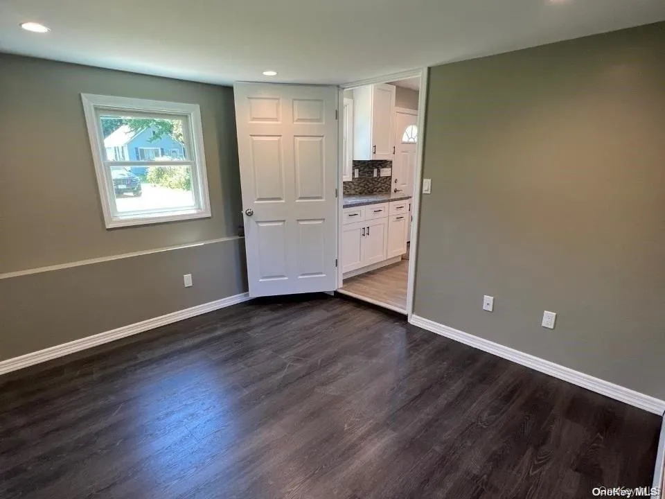 253 17th Street, Huntington, NY, 2 Bedrooms Bedrooms, 4 Rooms Rooms,1 BathroomBathrooms,Residential Lease,Idx,17th,0,941559 253 17th Street, Huntington, NY, 2 Bedrooms Bedrooms, 4 Rooms Rooms,1 BathroomBathrooms,Residential Lease,Idx,17th,0,941559